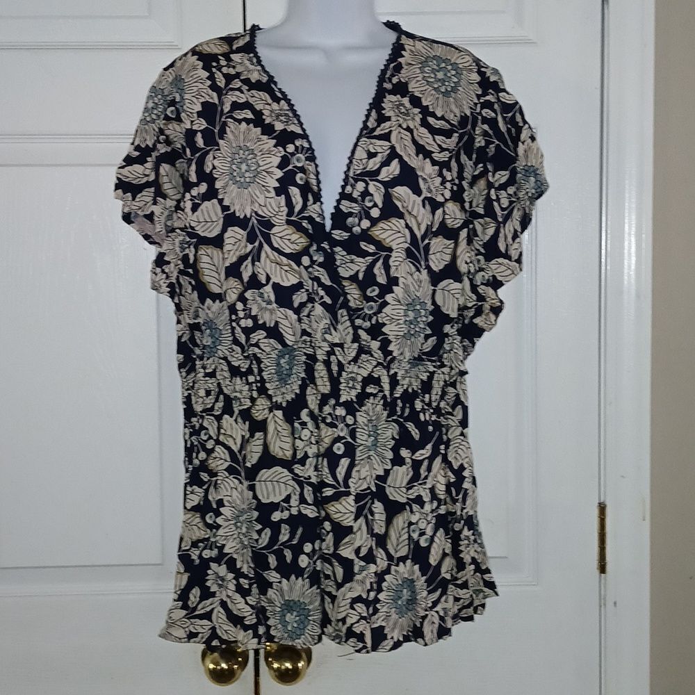 Angie navy ivory floral peasant  vneck blouse  Sz 3X  NWT